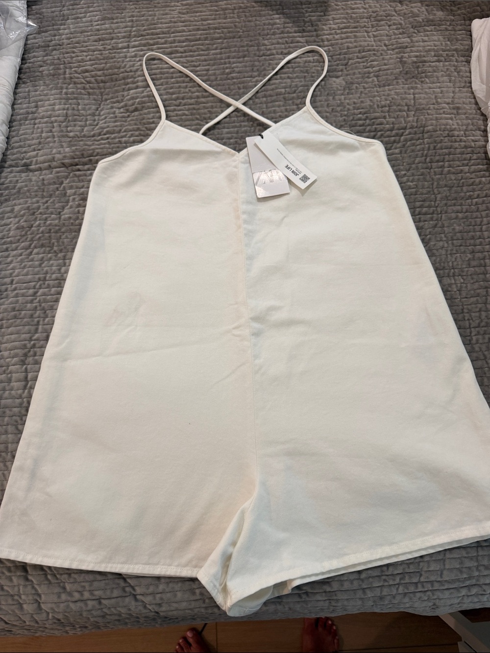 Zara Cream Cross-Back Romper with Straps. Perfect for the beach or dress it up!!